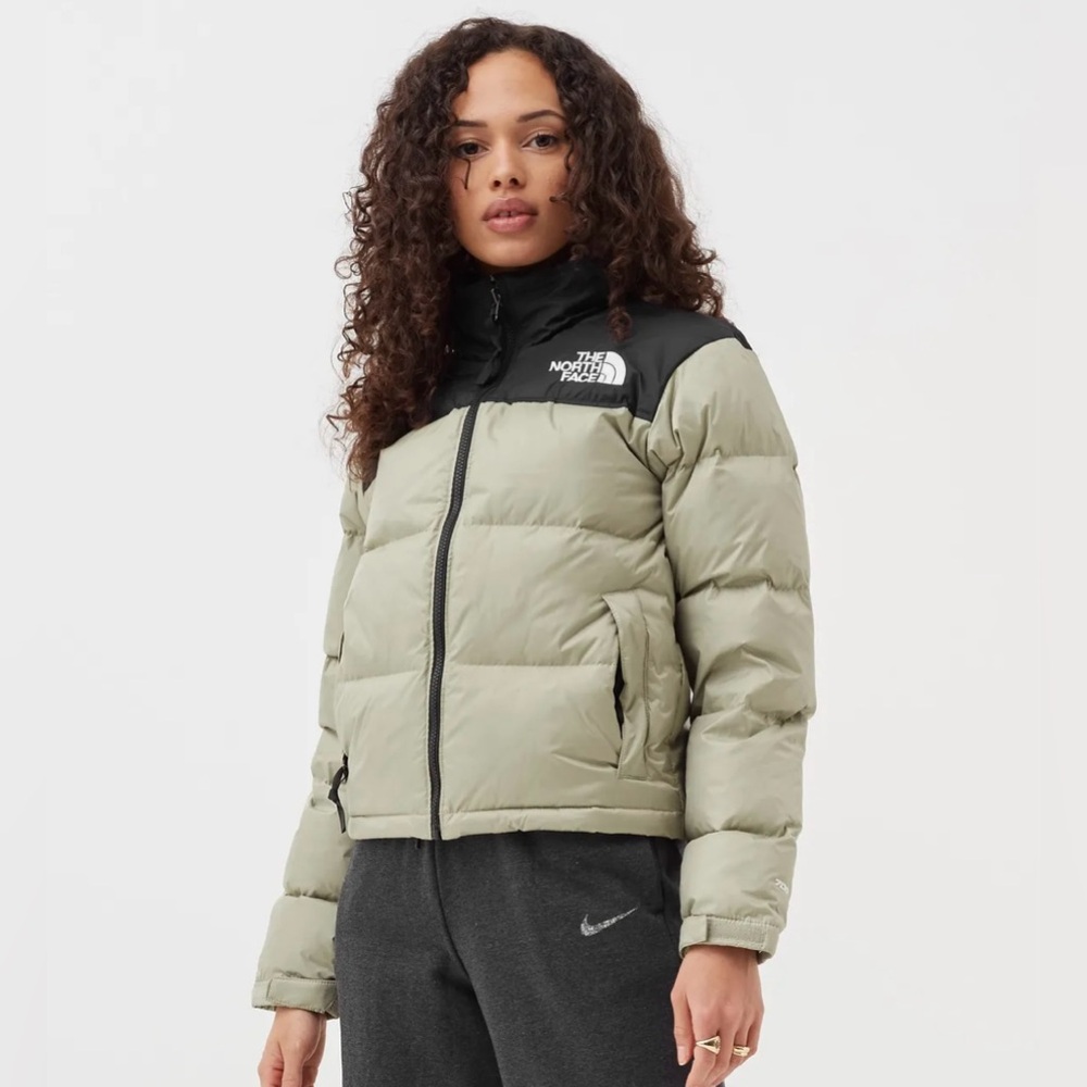 BRAND NEW! The North Face 1996 Retro Nuptse Jacket.